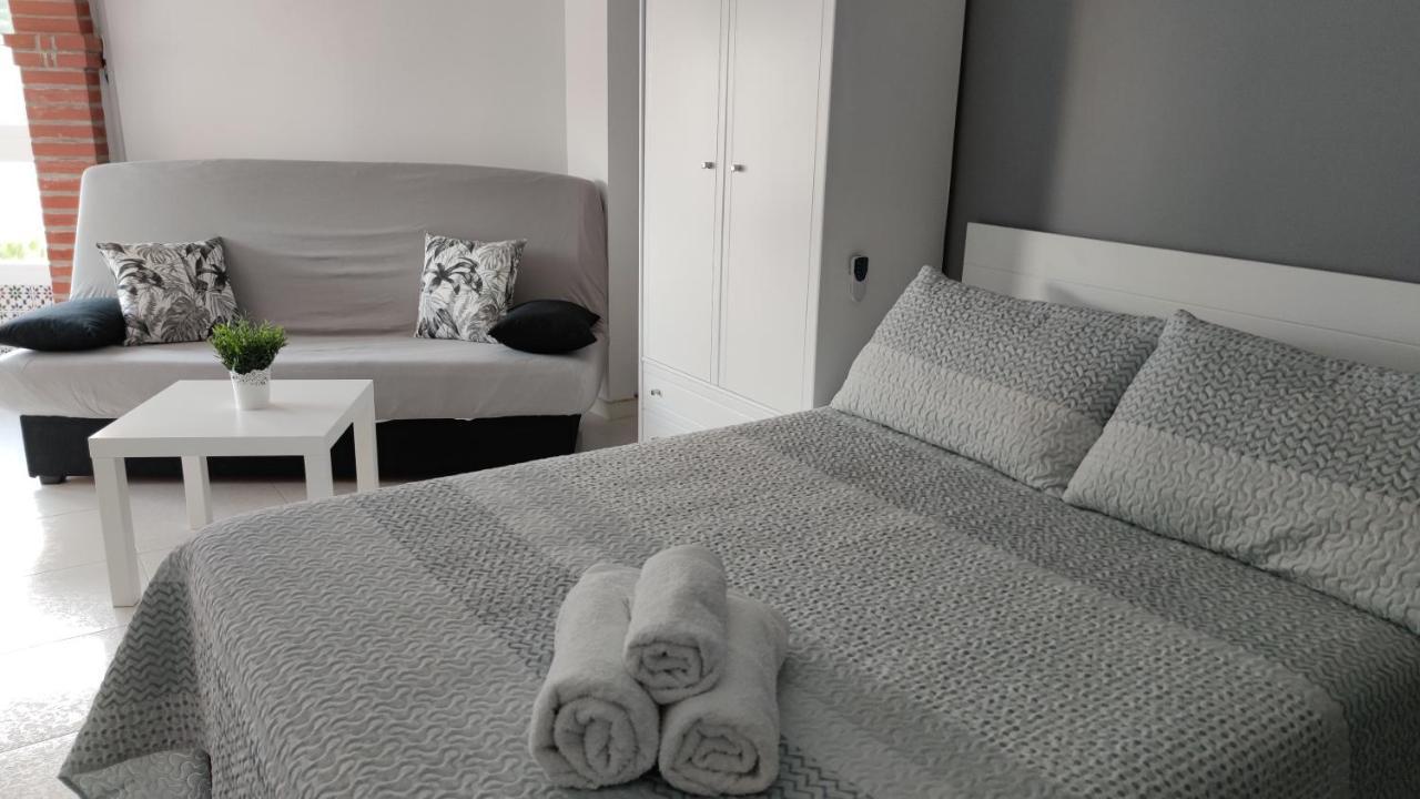 Estudio Torrox Playa- Vistas Al Mar Y Piscina מראה חיצוני תמונה